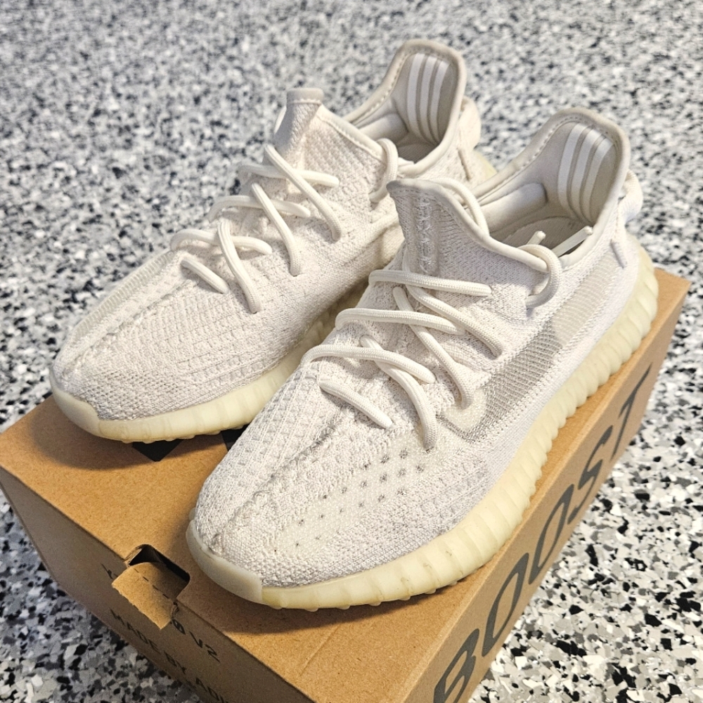 Adidas Yeezy 350 V2 Boost Size 7 Womens Bone White Designer With Box